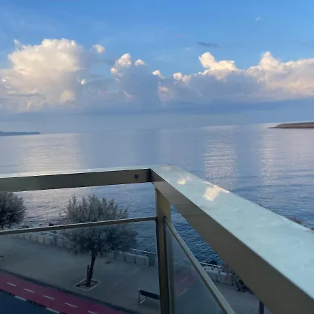 Nemi Appartement L' Escala Buitenkant foto